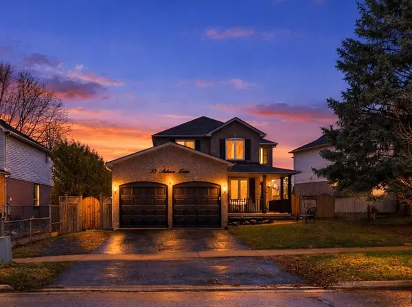 33 Auburn LN, Clarington, ON L1E 2C3
