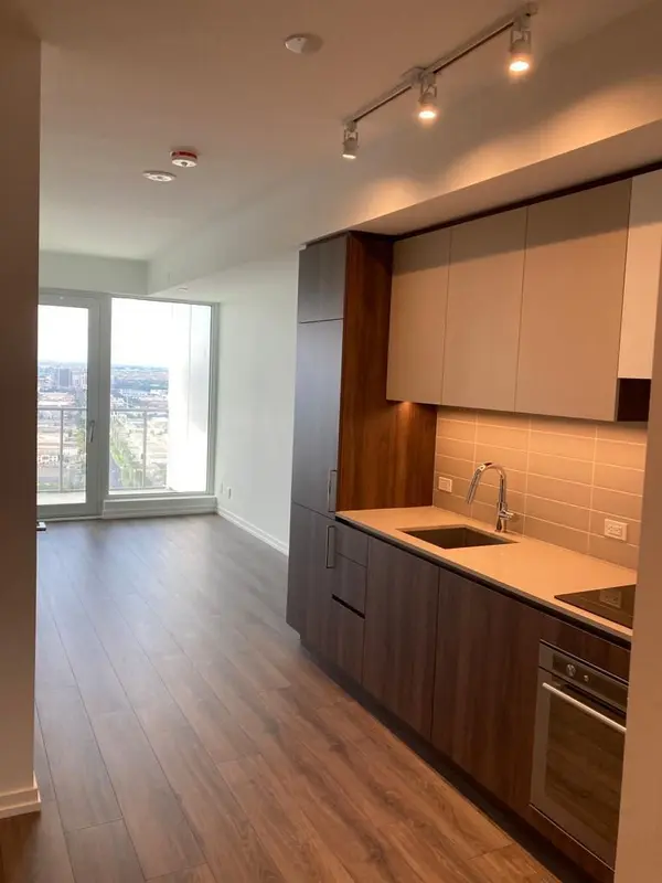 7890 Jane ST #4707, Vaughan, ON L4K 0K9