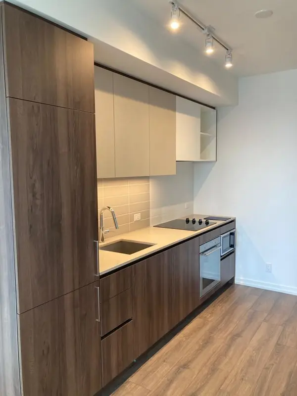 7890 Jane ST #4707, Vaughan, ON L4K 0K9