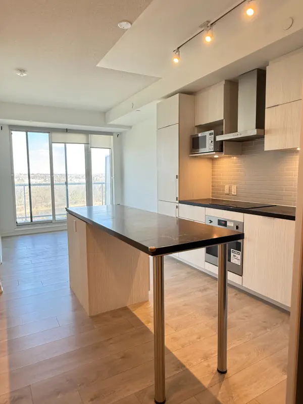 18 Rouge Valley DR W #601, Markham, ON L6G 0H1