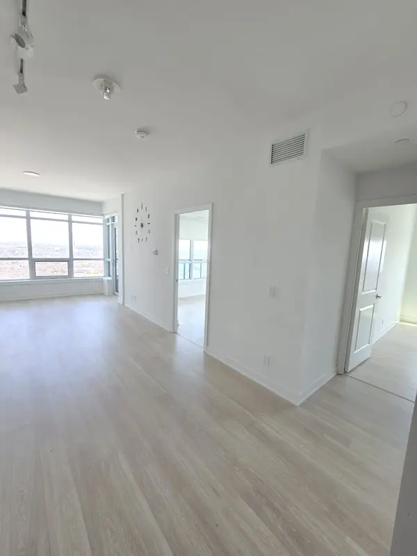 30 Upper Mall WAY #3010, Vaughan, ON L4J 0L7