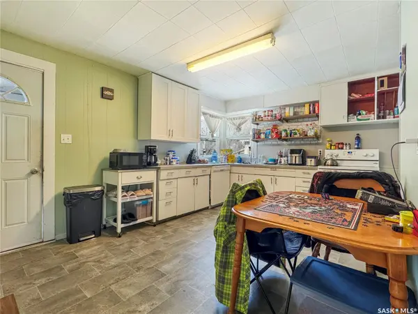 1441 103rd STREET, North Battleford, SK S9A 1L2