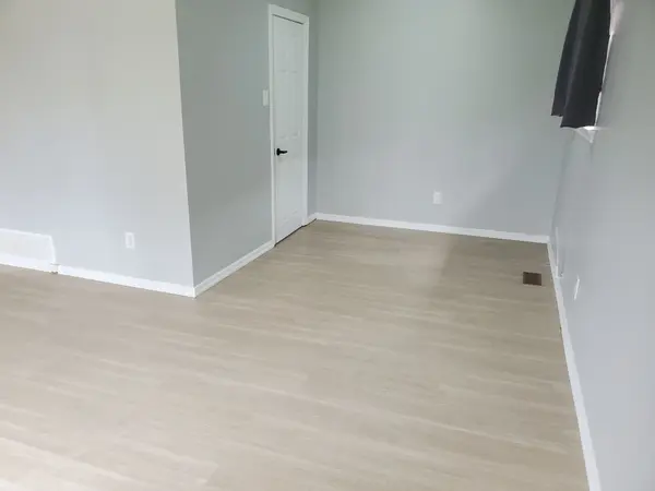 9 Belmont DR, Brampton, ON L6T 2K4