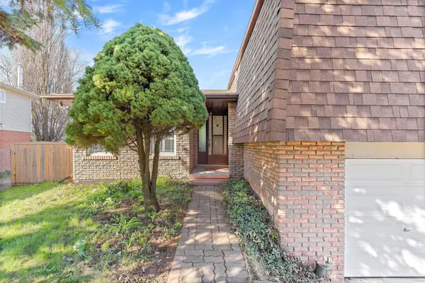 82 Mary ST, Halton Hills, ON L7G 4V6