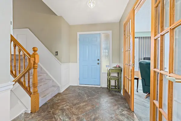 82 Mary ST, Halton Hills, ON L7G 4V6