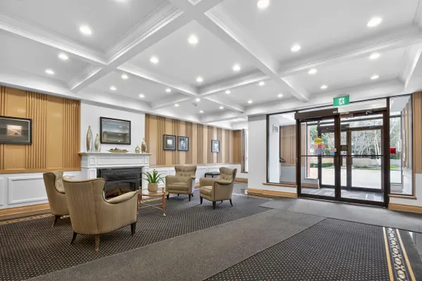 20 Southport ST #620, Toronto W01, ON M6S 4Y8