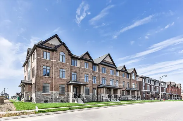 3 Petch AVE, Caledon, ON L4C 0Y9