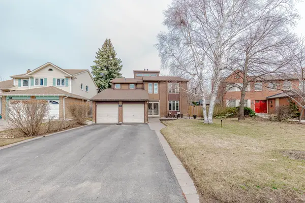 68 Leander ST, Brampton, ON L6S 3M7