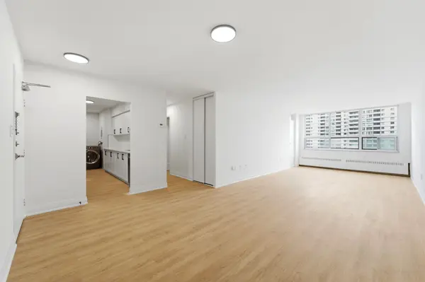 370 Dixon RD #1410, Toronto W09, ON M9R 1T2