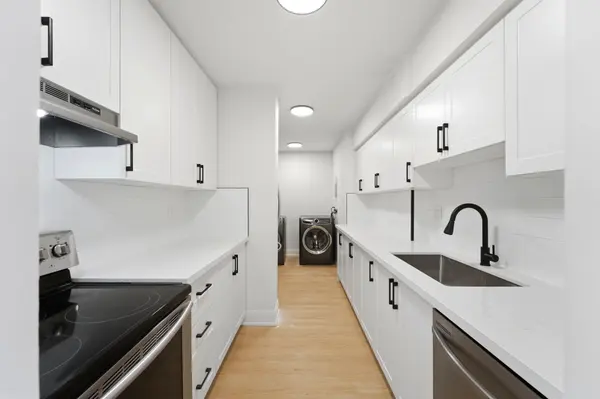 370 Dixon RD #1410, Toronto W09, ON M9R 1T2