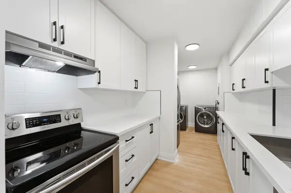 370 Dixon RD #1410, Toronto W09, ON M9R 1T2