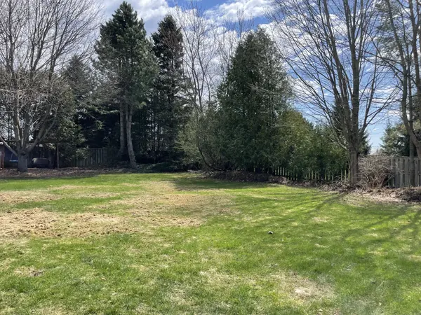 65 Hawthorne RD, Mono, ON L9W 6G7