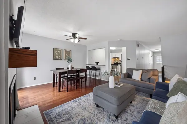 80 PICKWICK DR, Barrhaven, ON K2J 3E2