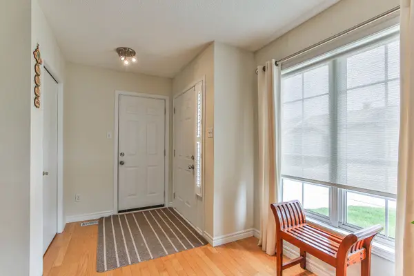 100 Stroud CRES #11, London South, ON N6E 4A1