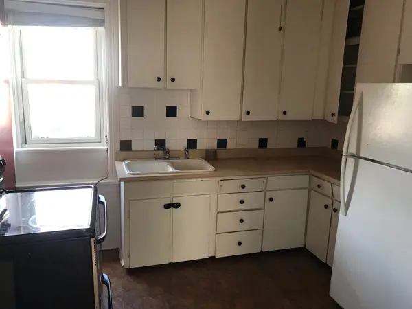 44 ELGIN ST #1, Arnprior, ON K7S 1N5