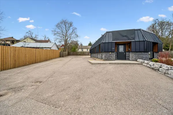 450 Dundas ST N, Cambridge, ON N1R 5R4