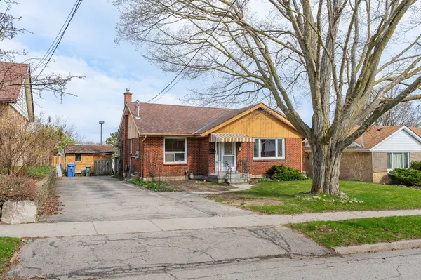 20 Cadillac DR, Guelph, ON N1E 2B5