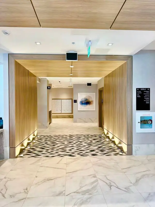 75 James ST S #901, Hamilton, ON L8B 2T1