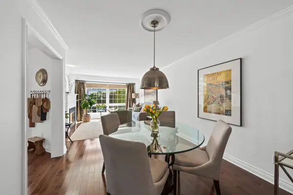 199 Golflinks DR, Barrhaven, ON K2J 5M8