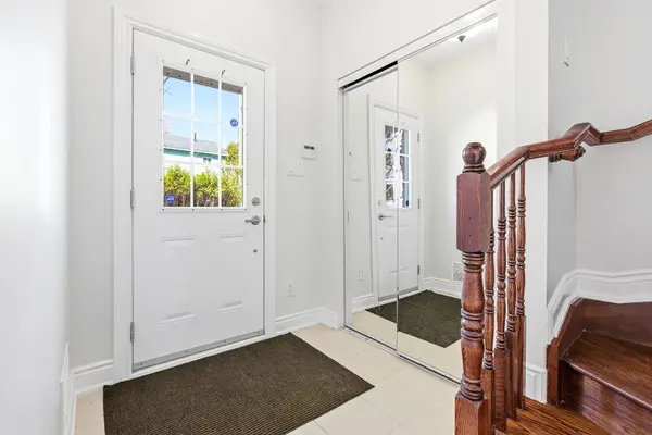 54 Christie ST, West Centre Town, ON K1R 0A9