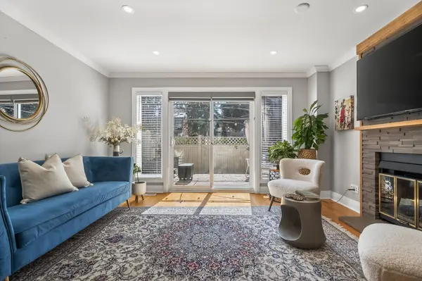 72 GREENFIELD AVE #10, Glebe - Ottawa East And Area, ON K1S 0X7