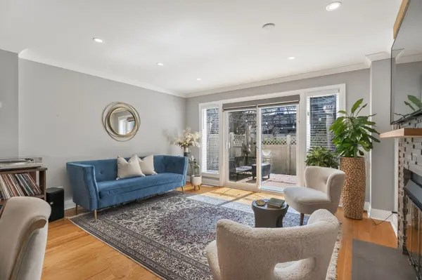 72 GREENFIELD AVE #10, Glebe - Ottawa East And Area, ON K1S 0X7