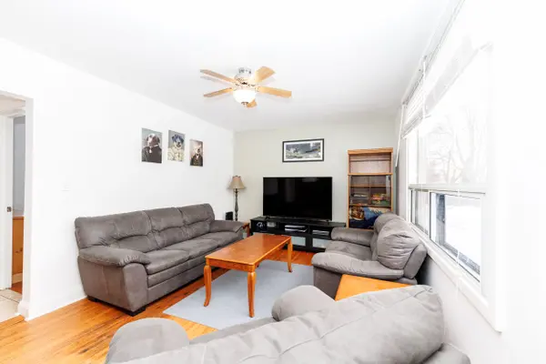 41 Mcdonald AVE, Thorold, ON L2V 3E5