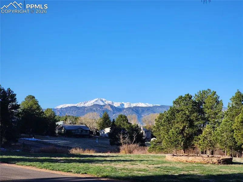 15834 Kansas Pacific CT, Monument, CO 80132