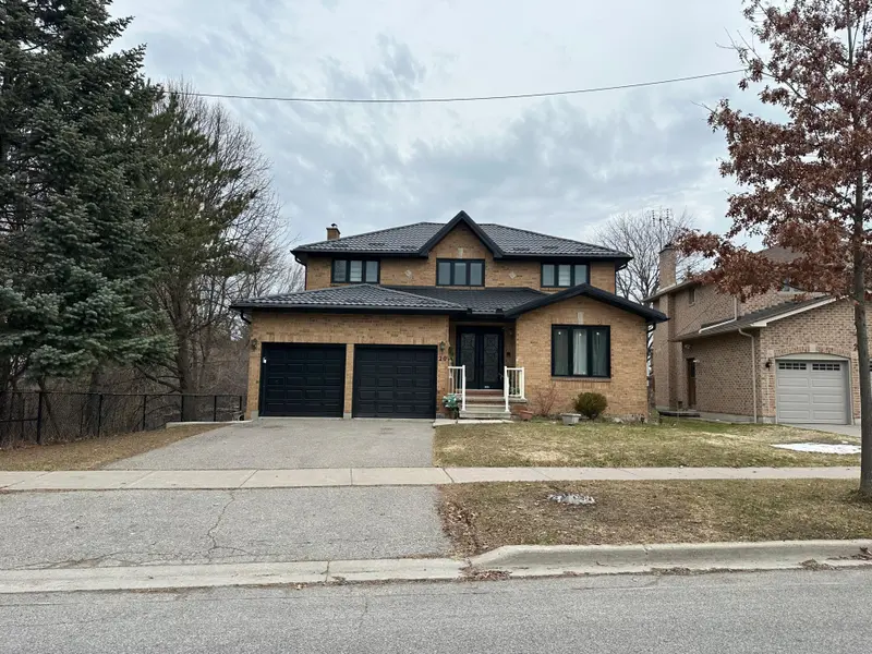 20 Harold ST, Whitby, ON L1N 8Z7