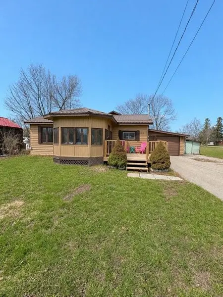 46 Helen ST, Kawartha Lakes, ON K0M 1N0