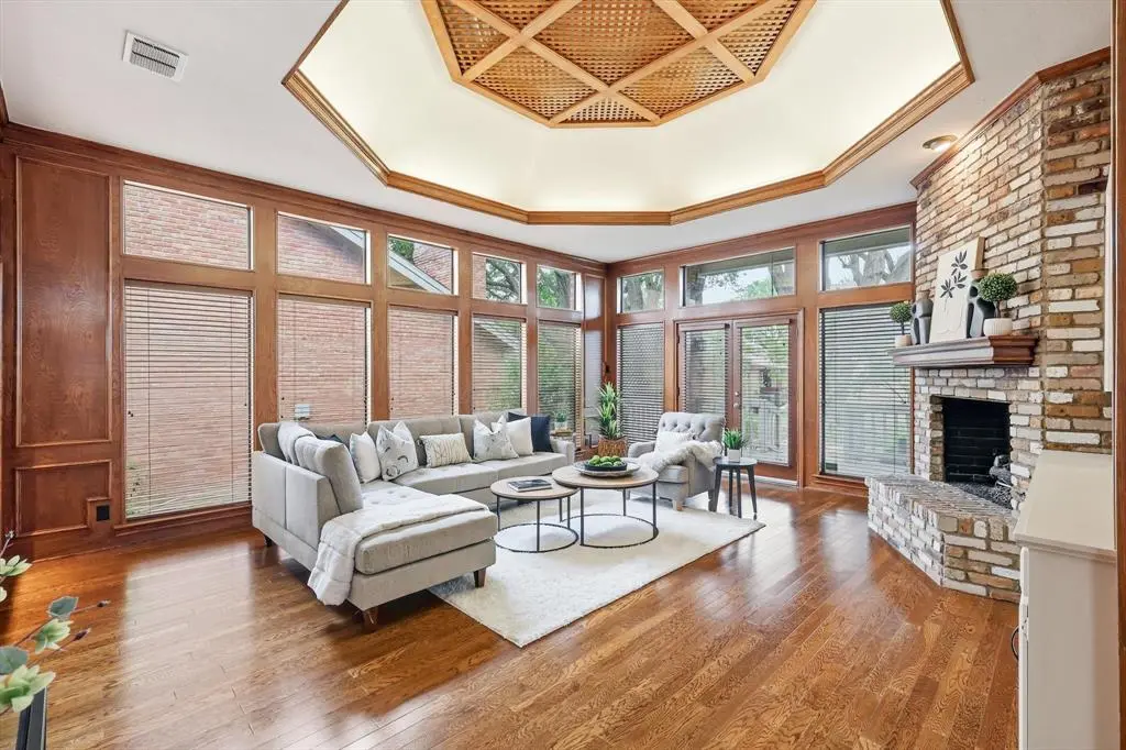 5014 Village Court, Dallas, TX 75248