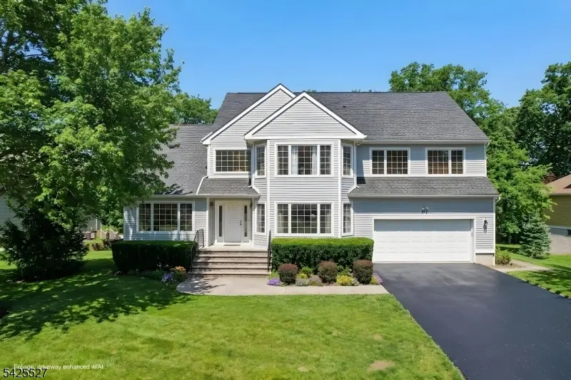 53 Ridge Dr, Montville Twp., NJ 07045