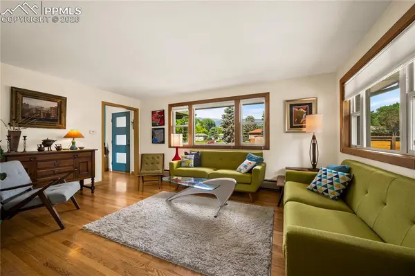 903 N 31st ST, Colorado Springs, CO 80904