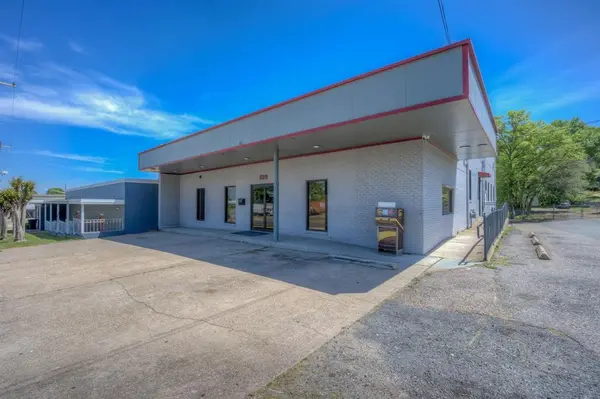 599 Creswell Avenue, Shreveport, LA 71101