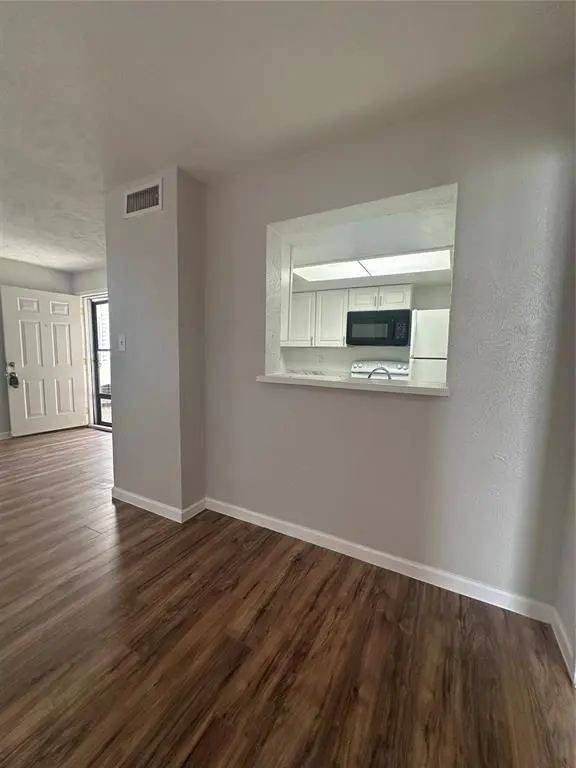 7431 Holly Hill Drive #217, Dallas, TX 75231