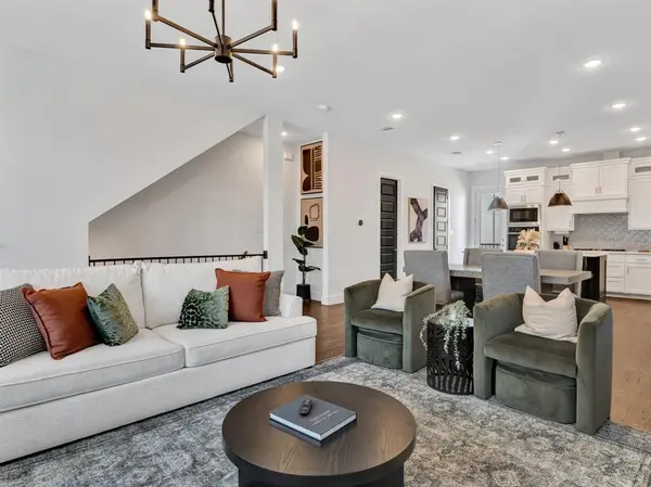 602 Winners Circle, Rowlett, TX 75088