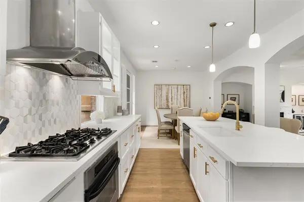 3633 Oak Lawn Avenue, Dallas, TX 75219