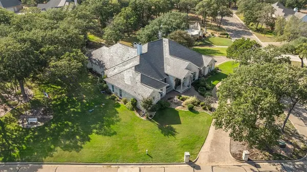 1340 Autumn Oaks Circle, China Spring, TX 76633