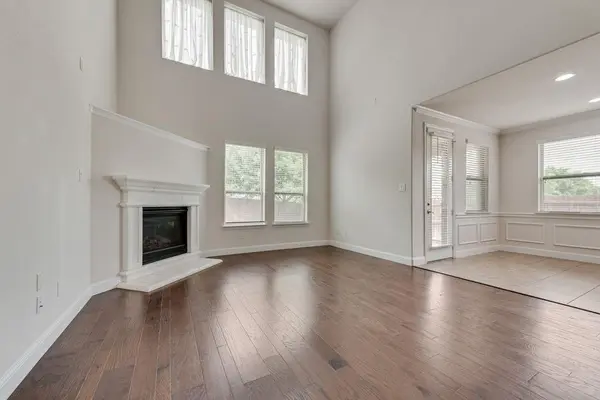 1398 Caspian Drive, Roanoke, TX 76262