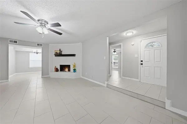 4723 Crest Drive, Arlington, TX 76017