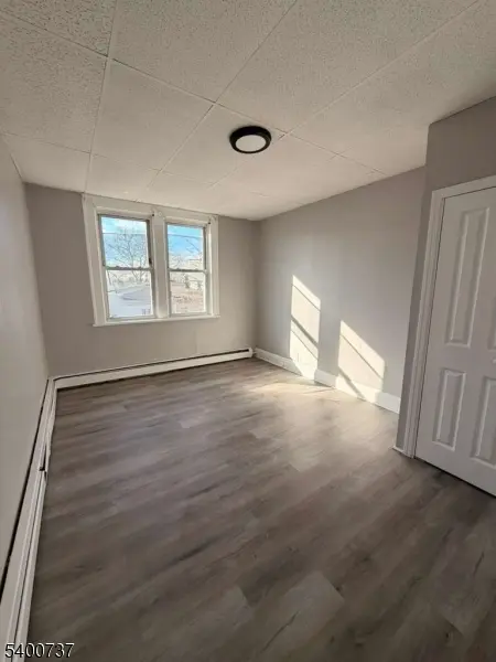 134 E Jersey St #3, Elizabeth City, NJ 07206