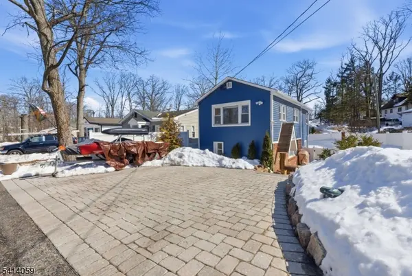 25 Bucknell Way, Hopatcong Boro, NJ 07843