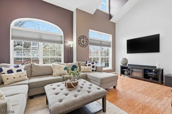 212 Swanstrom Pl, Union Twp., NJ 07083