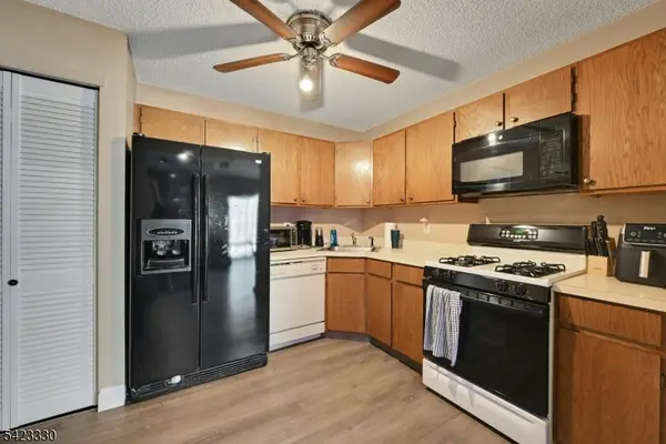 111 Raintree Ln #111, Mahwah Twp., NJ 07430