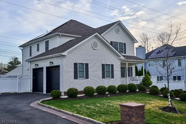 64 Colonial Woods Dr, West Orange Twp., NJ 07052