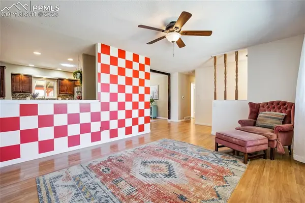 1323 Sanderson AVE, Colorado Springs, CO 80915