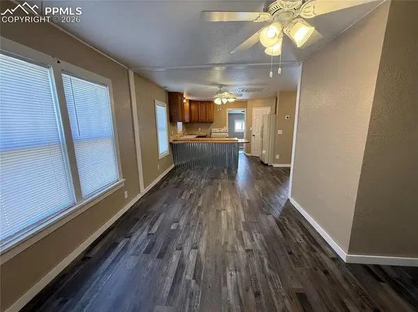 709 S 3rd ST, Lamar, CO 81052