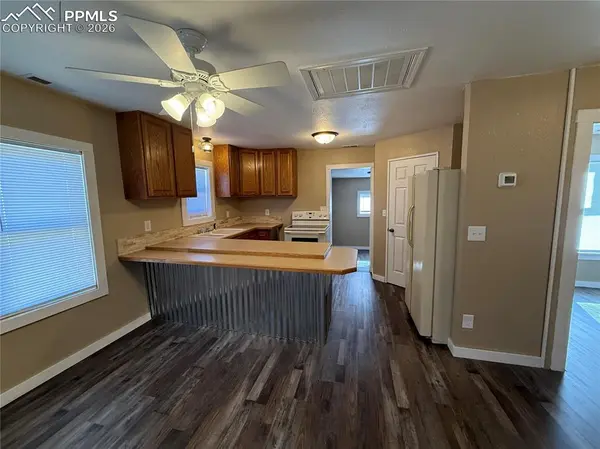 709 S 3rd ST, Lamar, CO 81052