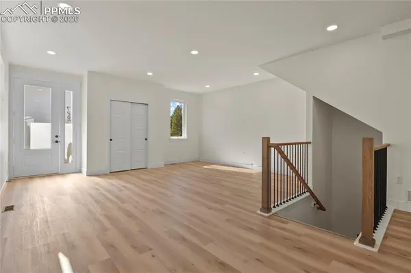 726 E Platte AVE, Colorado Springs, CO 80903