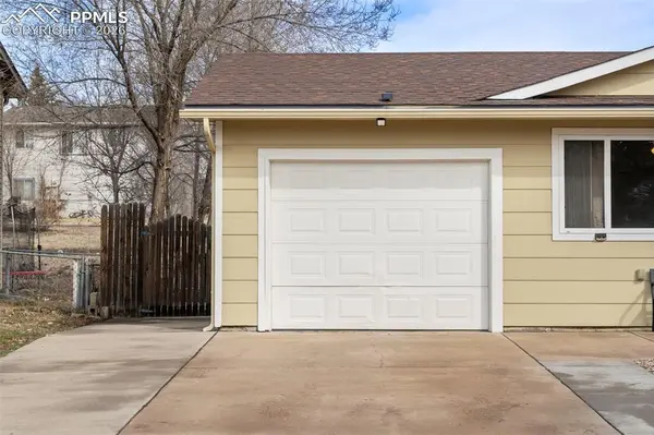 7210 Omaha BLVD, Colorado Springs, CO 80915